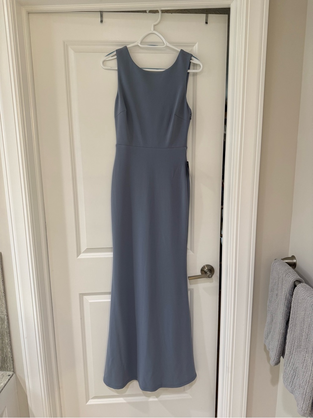 Lulu's Sleeveless Maxi Dress in Dusty Blue